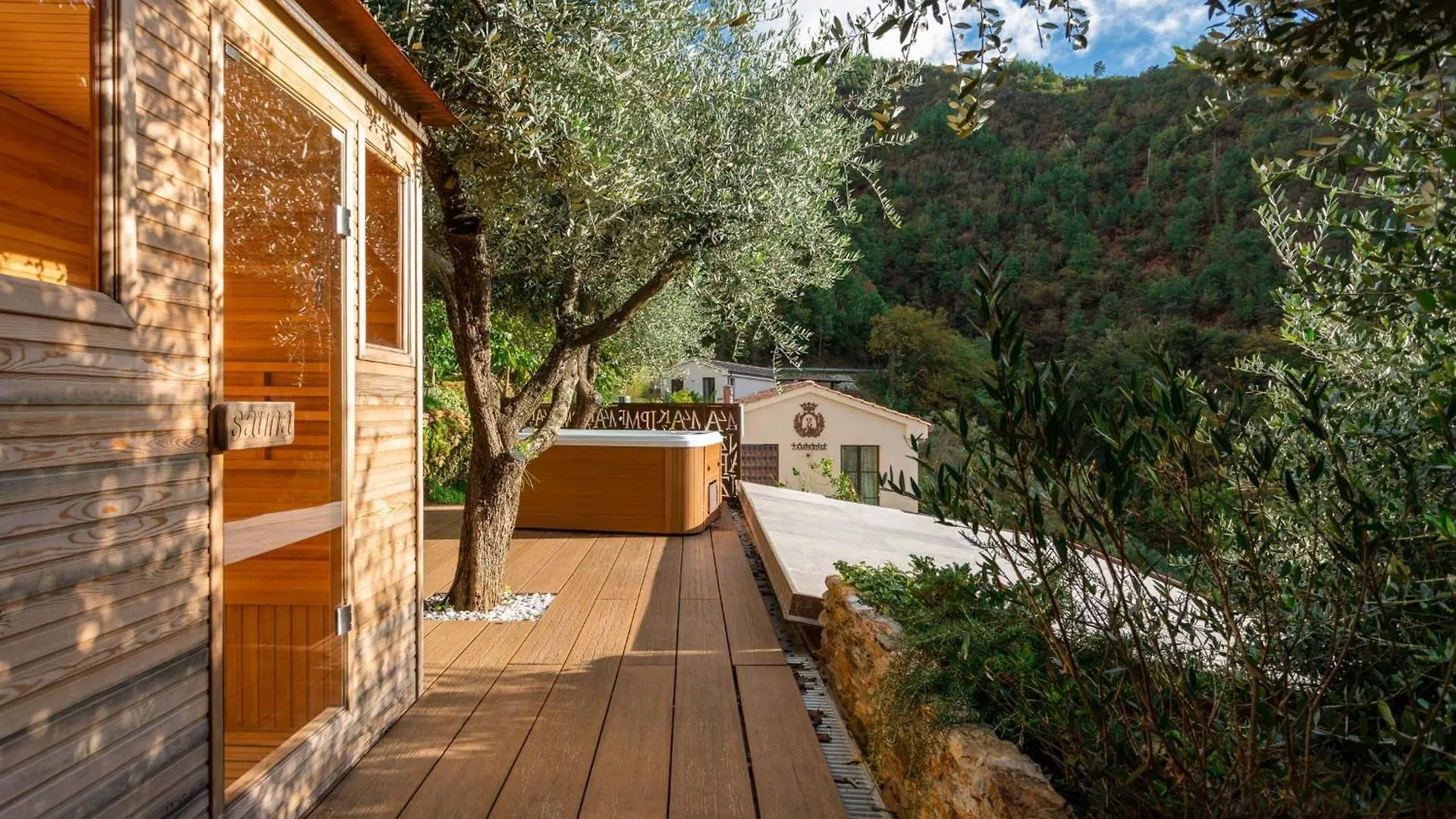 Tenuta Zamparina Montignoso 0*,  Italy